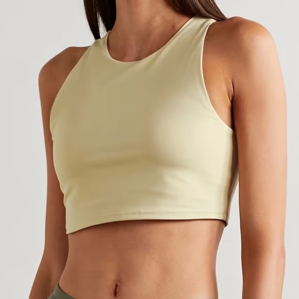 Nwot Outdoor Voices Zoom Crop Top In Wheat